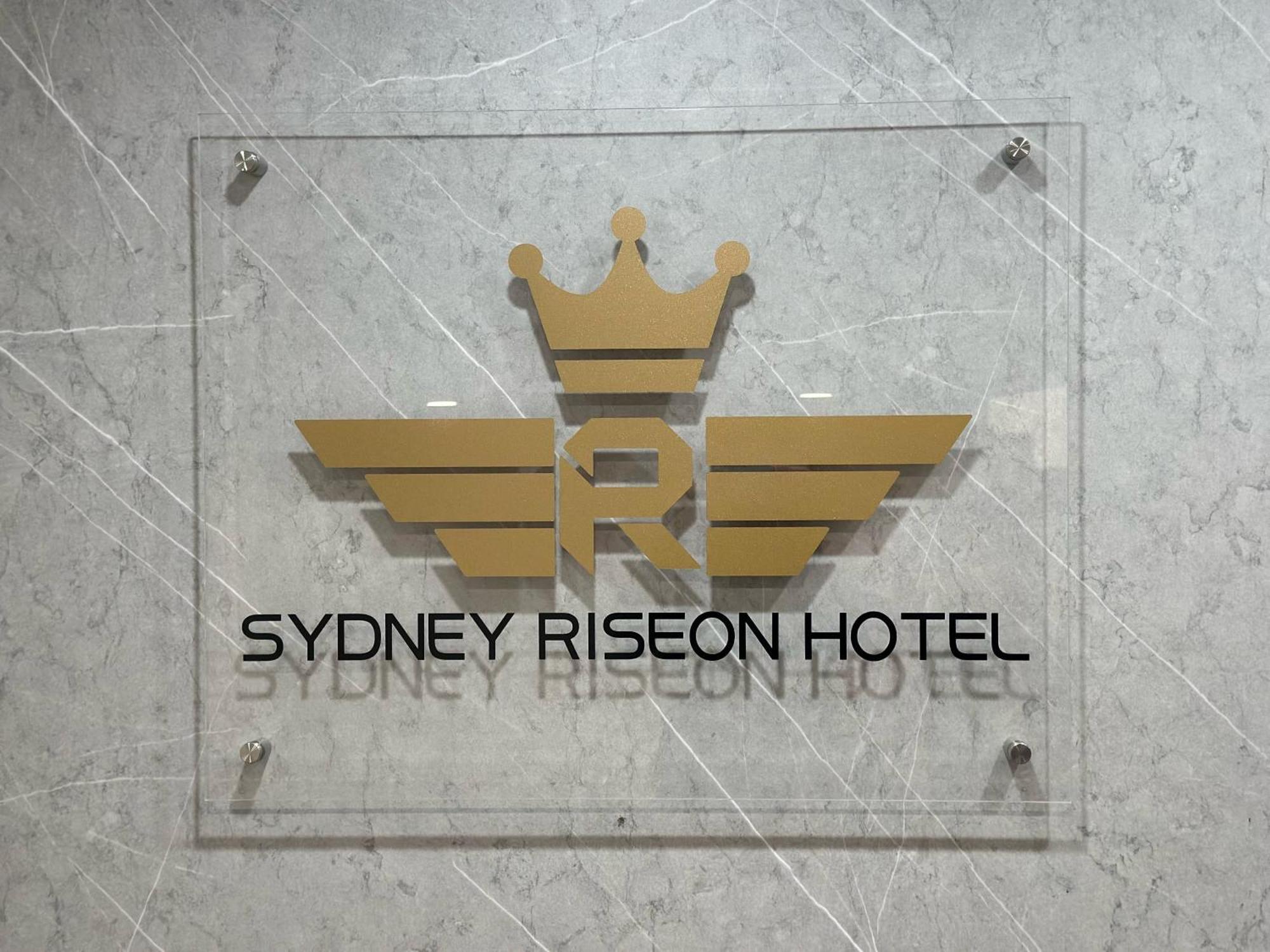 Sydney Riseon Hotel Exterior photo